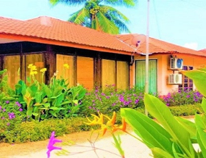 Azlan Homestay C