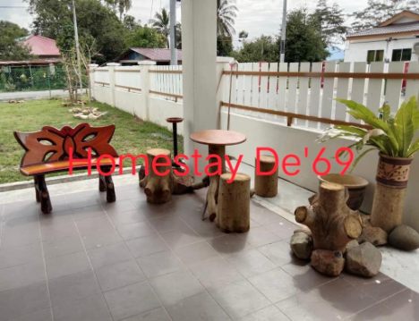 Homestay De'69